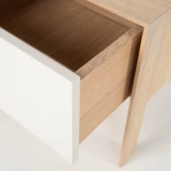 Studio Copenhagen Meuble TV Maayka I - Partiellement en chêne massif - Blanc / Chêne clair -Meubles de salon Soldes 1000277386 220803 033 DETAILS P000000001000277386