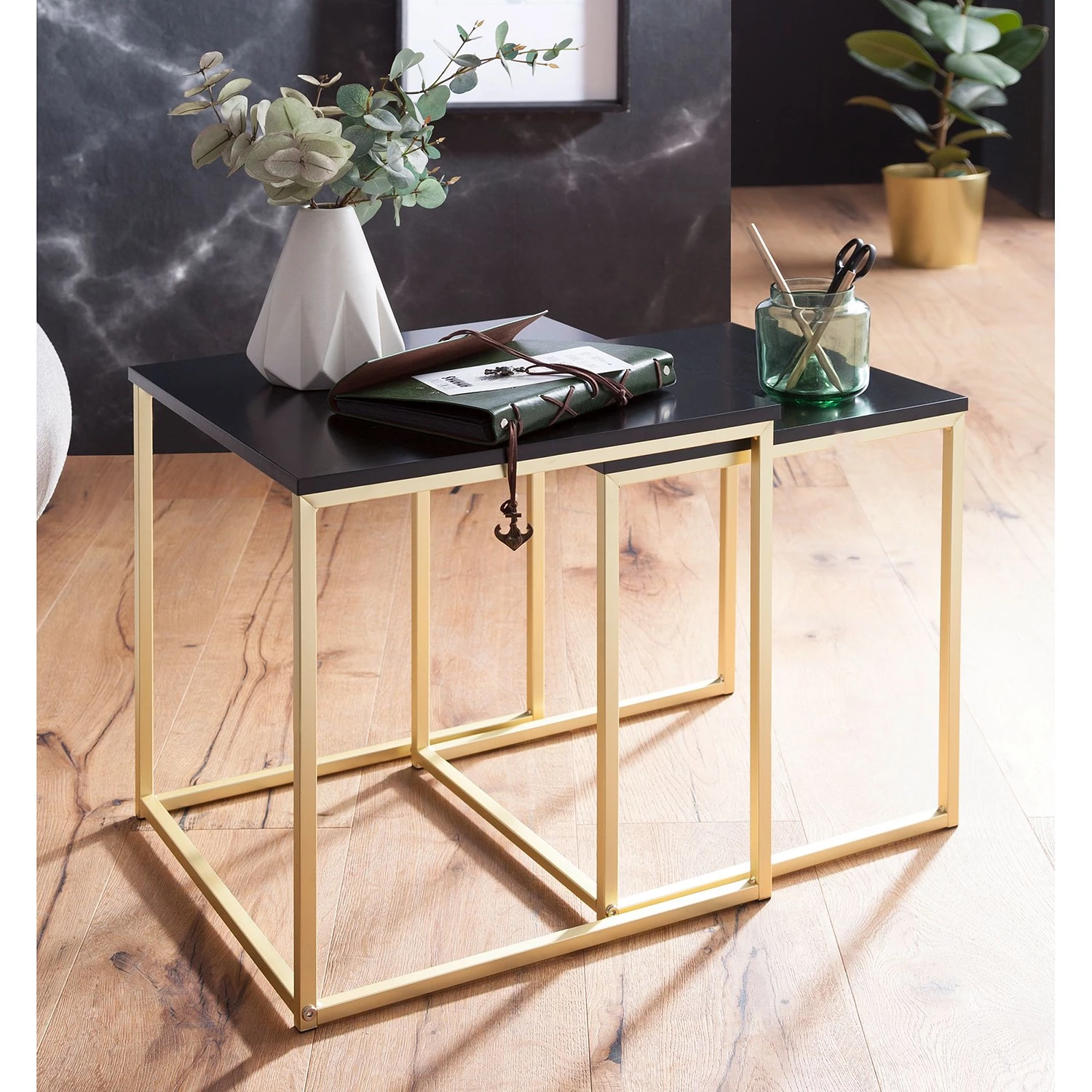 Red Living Tables gigognes Calhan (lot de 2) - noir mat / Doré 4 Red Living Tables gigognes Calhan (lot de 2) - noir mat / Doré – Image 2