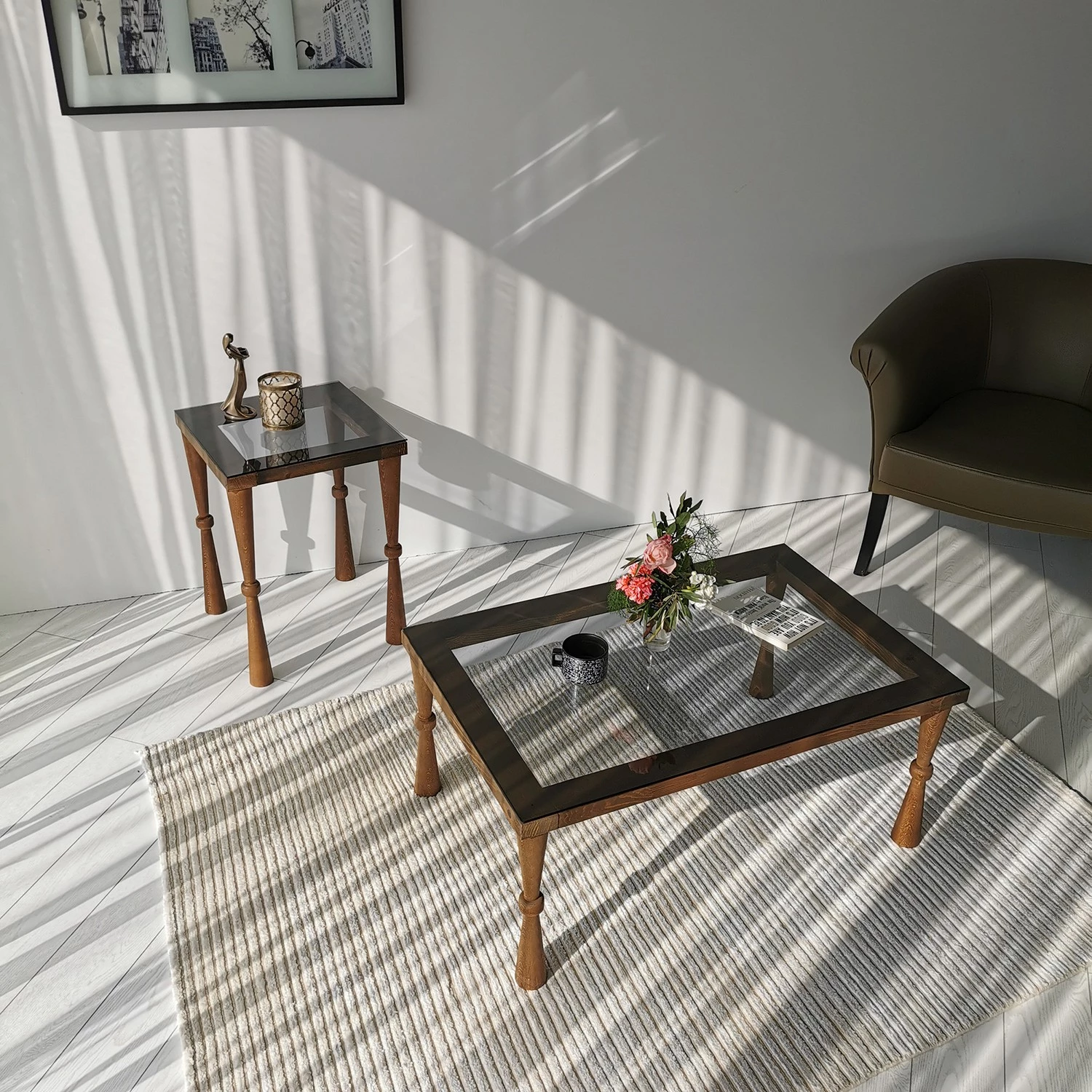 Ars Natura Table basse Donatella - Verre / Noyer massif - Noir fumé / Noyer clair 11 Ars Natura Table basse Donatella - Verre / Noyer massif - Noir fumé / Noyer clair – Image 9