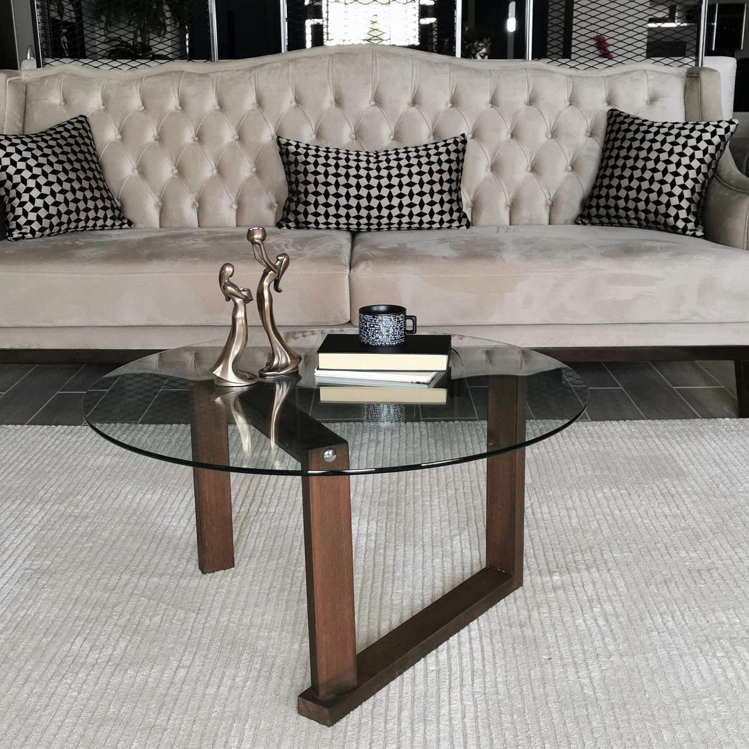 Loftscape Table basse Yoxford II - Verre / Noyer massif - Noyer 7 Loftscape Table basse Yoxford II - Verre / Noyer massif - Noyer – Image 5