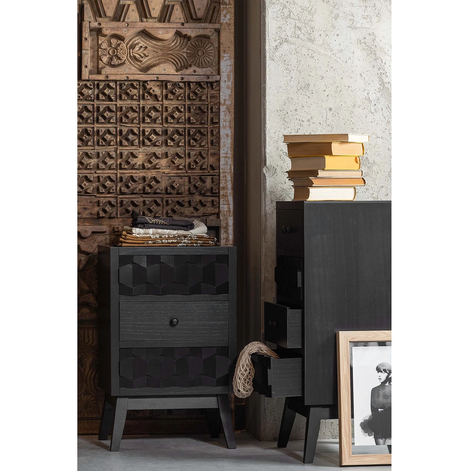 Red Living Bout de canapé Tyrone - Pin noir - Hauteur : 79 cm 5 Red Living Bout de canapé Tyrone - Pin noir - Hauteur : 79 cm – Image 3