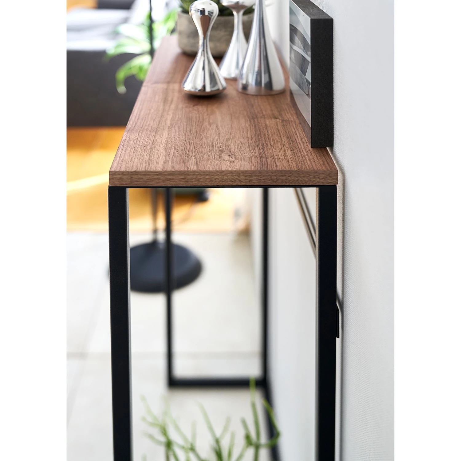 Yamazaki Console Tower - Frêne massif / Métal - Noir 8 Yamazaki Console Tower - Frêne massif / Métal - Noir – Image 6