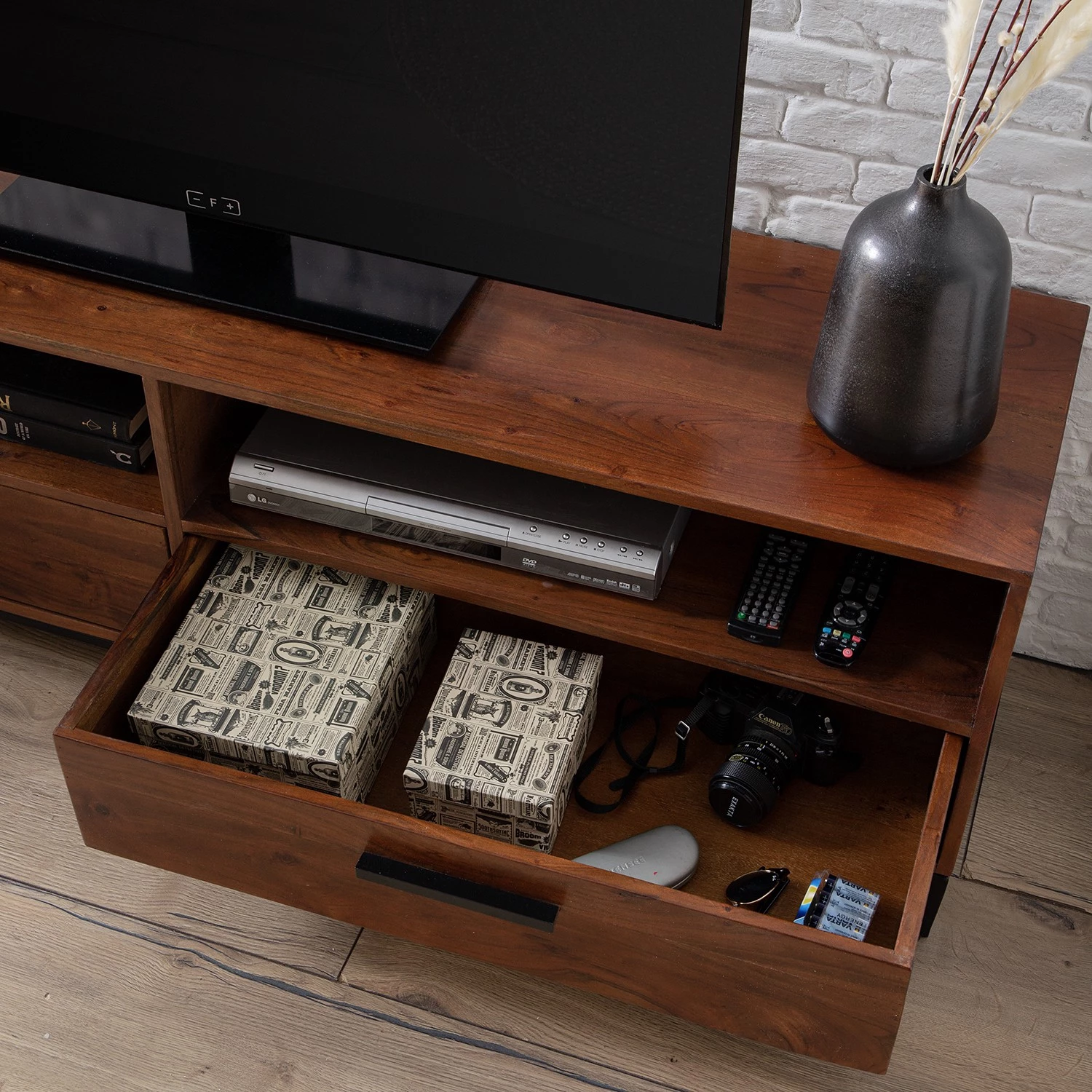 Ars manufacti Meuble TV Woodson V - Acacia massif / Métal - Acacia brun 16 Ars manufacti Meuble TV Woodson V - Acacia massif / Métal - Acacia brun – Image 14