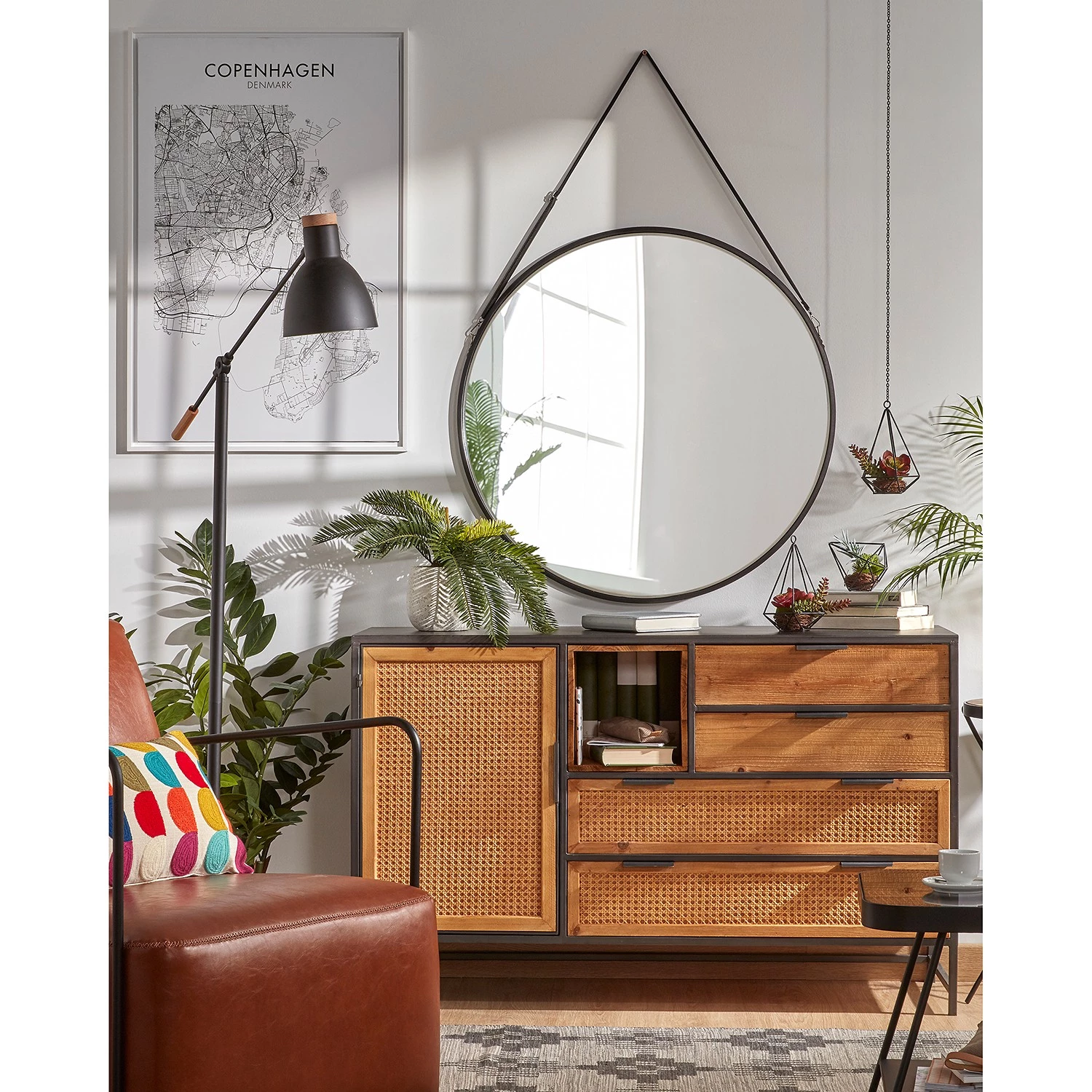 Red Living Buffet Kisumu - Cannage / Fer - Marron / Noir 4 Red Living Buffet Kisumu - Cannage / Fer - Marron / Noir – Image 2