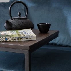 Eva Padberg Collection Table d’appoint Montverde II - Chêne massif / Métal - Chêne foncé / Noir -Meubles de salon Soldes beistelltisch montverde ii eiche massiv metall eiche dunkel schwarz 4774796