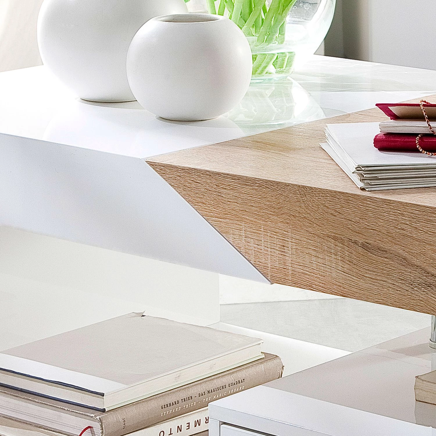 Fredriks Table basse Smithers - Blanc brillant / Imitiation chêne 5 Fredriks Table basse Smithers - Blanc brillant / Imitiation chêne – Image 3