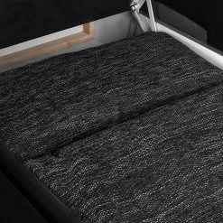 Roomscape Canapé d'angle Berrings (convertible) - Méridienne courte à droite (vue de face) 57 Roomscape Canapé d'angle Berrings (convertible) - Méridienne courte à droite (vue de face) -Meubles de salon Soldes ecksofa berrings mit schlaffunktion kunstleder strukturstoff schwarz longchair davorstehend rechts 4963304