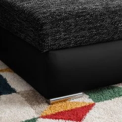 Roomscape Canapé d'angle Berrings (convertible) - Méridienne courte à droite (vue de face) 49 Roomscape Canapé d'angle Berrings (convertible) - Méridienne courte à droite (vue de face) -Meubles de salon Soldes ecksofa berrings mit schlaffunktion kunstleder strukturstoff schwarz longchair davorstehend rechts 4963316