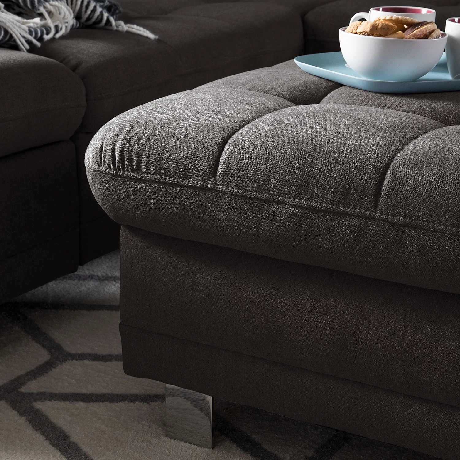 Loftscape Pouf repose-pieds Ayna - Microfibre 13 Loftscape Pouf repose-pieds Ayna - Microfibre – Image 11