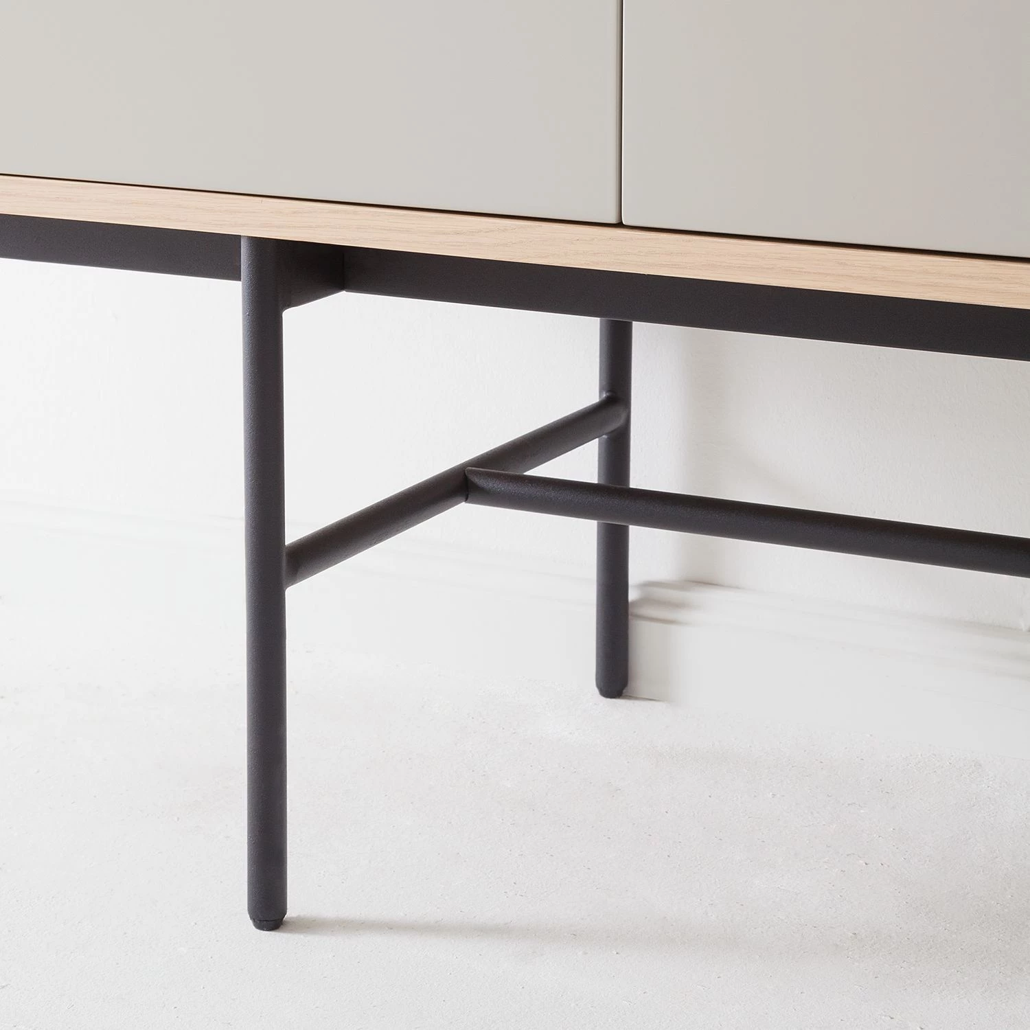 Studio Copenhagen Buffet Caspito - Chêne / Gris clair 15 Studio Copenhagen Buffet Caspito - Chêne / Gris clair – Image 13