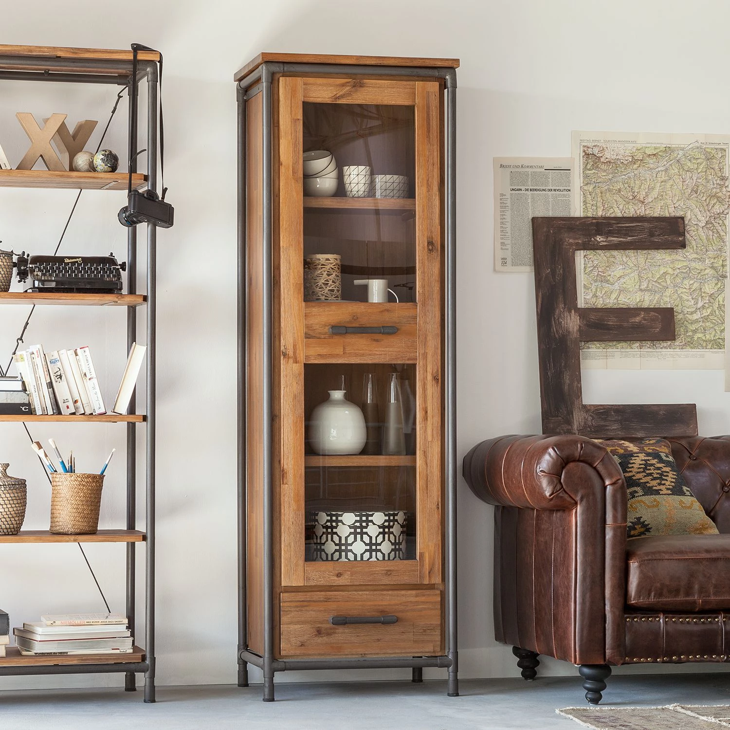 Ars manufacti Vitrine Atelier - Partiellement en acacia massif 4 Ars manufacti Vitrine Atelier - Partiellement en acacia massif – Image 2