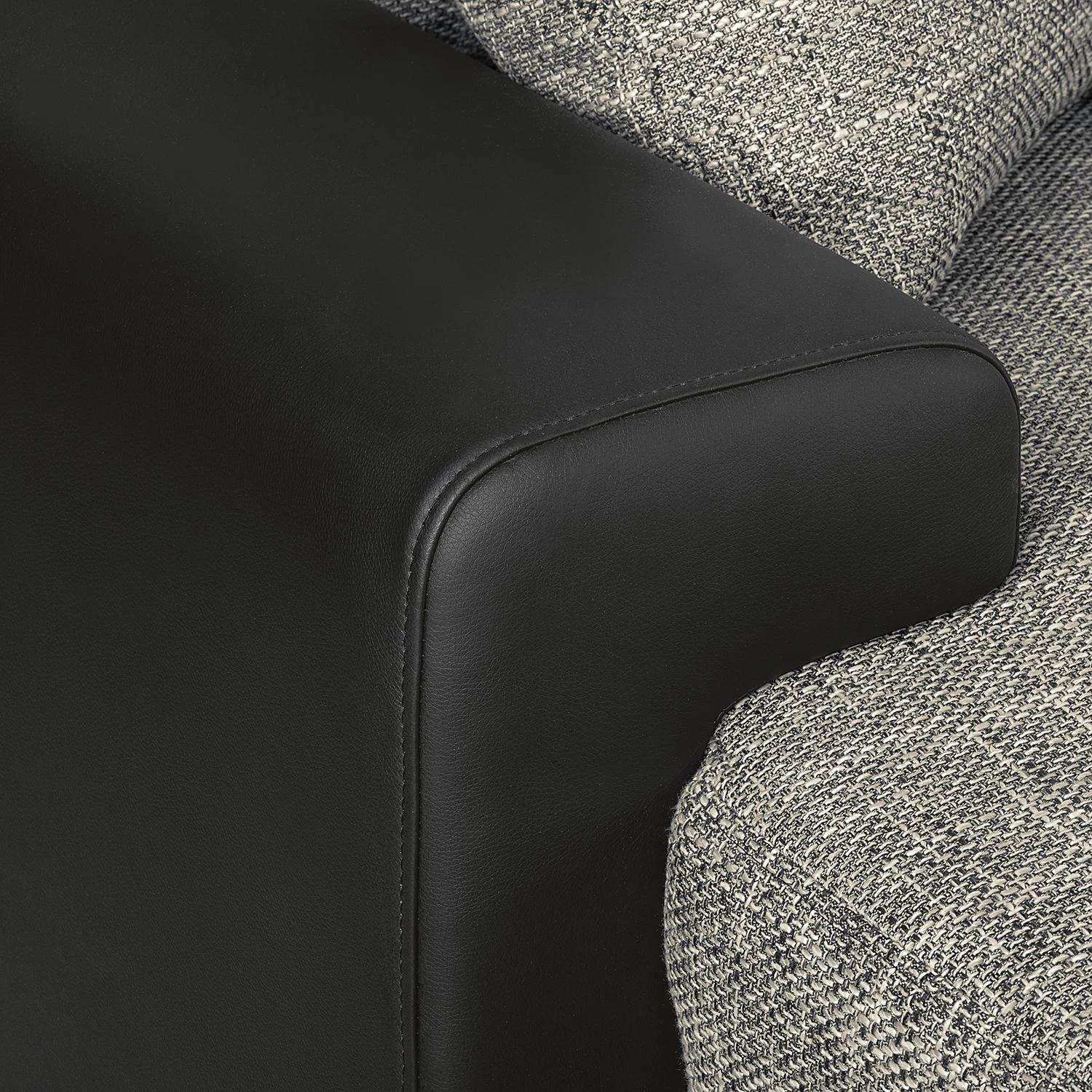 Roomscape Canapé panoramique Berrings - Convertible - Imitation cuir / Tissu structuré - Noir / Gris - Méridienne courte à gauche (vue de face) 23 Roomscape Canapé panoramique Berrings - Convertible - Imitation cuir / Tissu structuré - Noir / Gris - Méridienne courte à gauche (vue de face) – Image 21